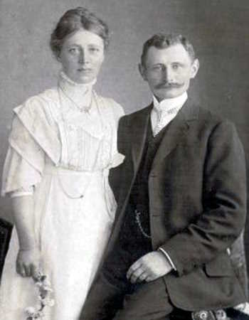 MARIE UND JOHANN BUSCHMANN (1911)