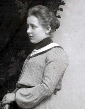 MARIE BUSCHMANN (1887)